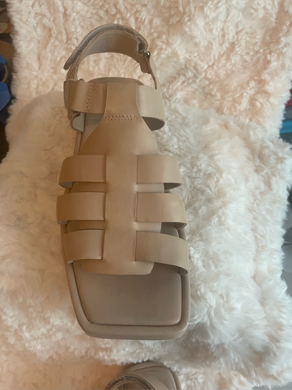 Jeffrey Campbell Poison Leather Fisherman Sandals in nude color SZ 7.5 NWOB